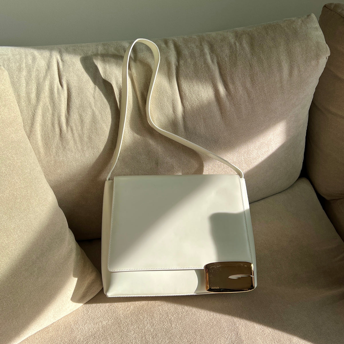 Gucci 2000s White Leather Shoulder Bag