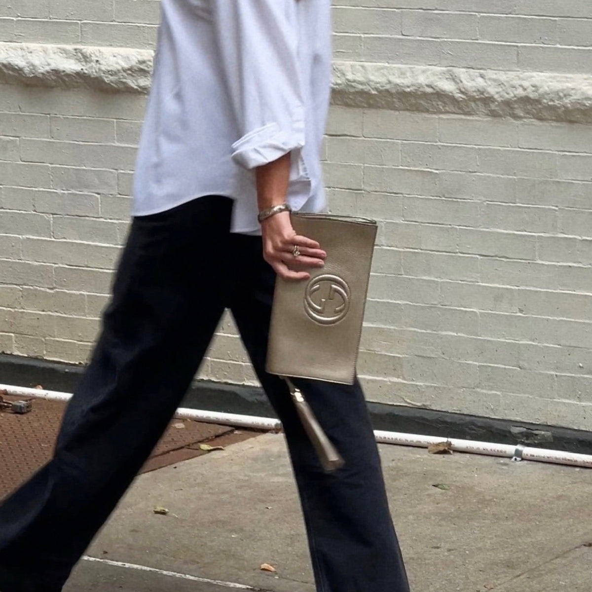 Gucci Soho Clutch in Metallic Pebbled Leather