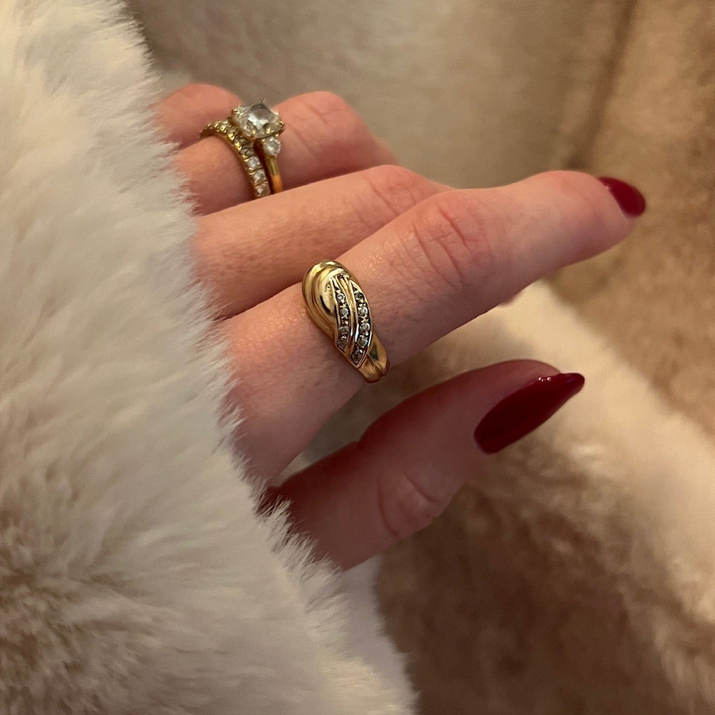 Lumina Croissant Ring 5.5