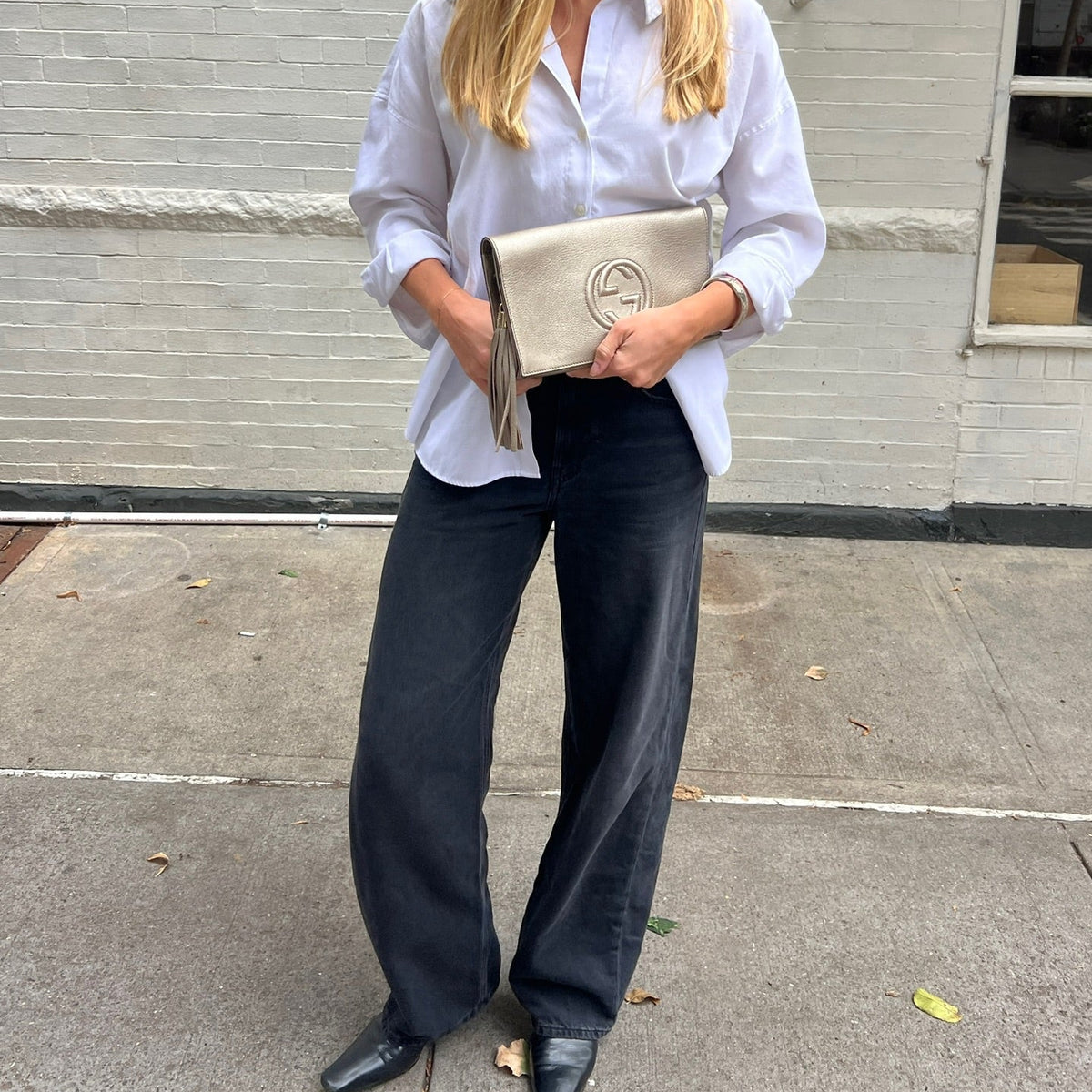 Gucci Soho Clutch in Metallic Pebbled Leather