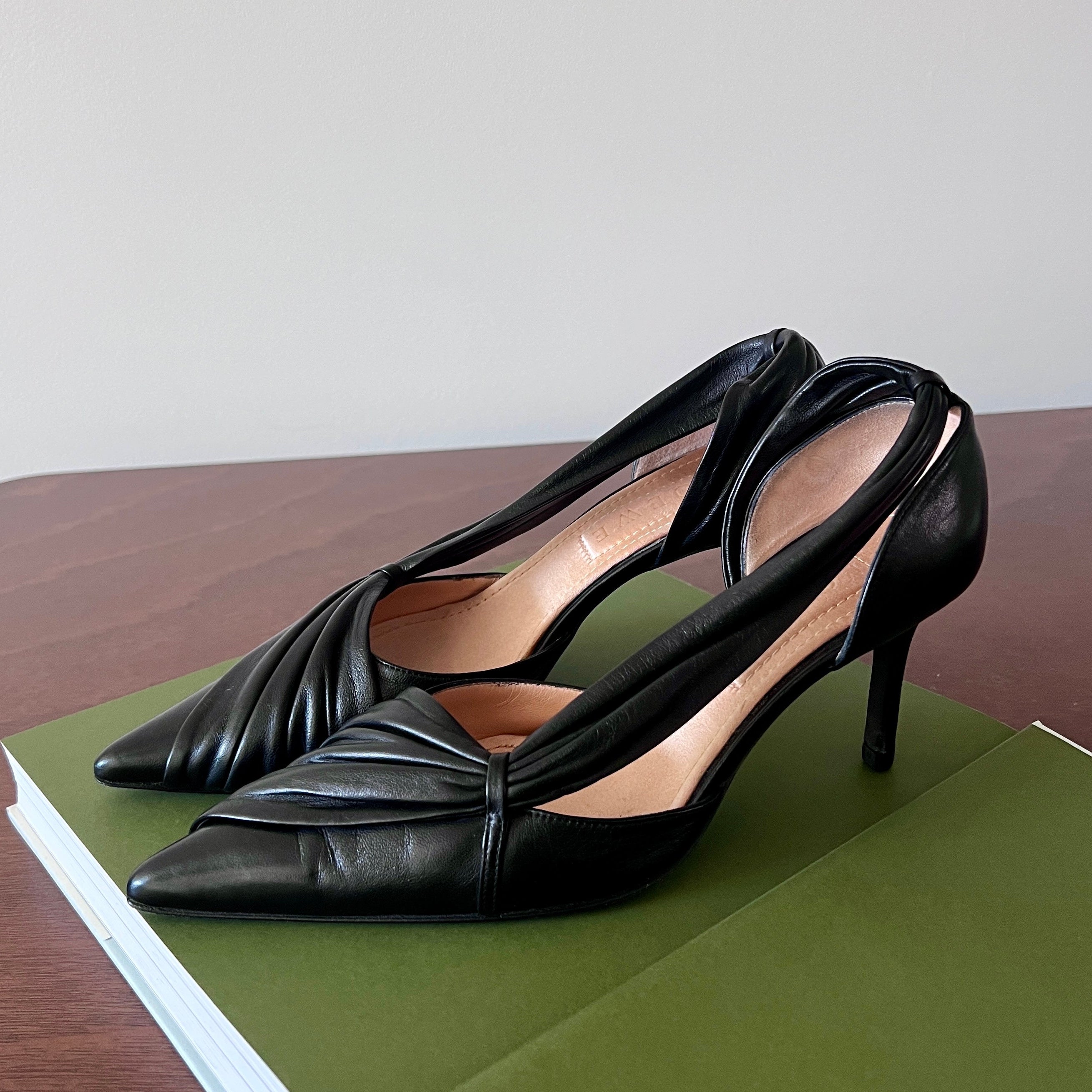 Loewe Pleated Accent Pumps 37.5