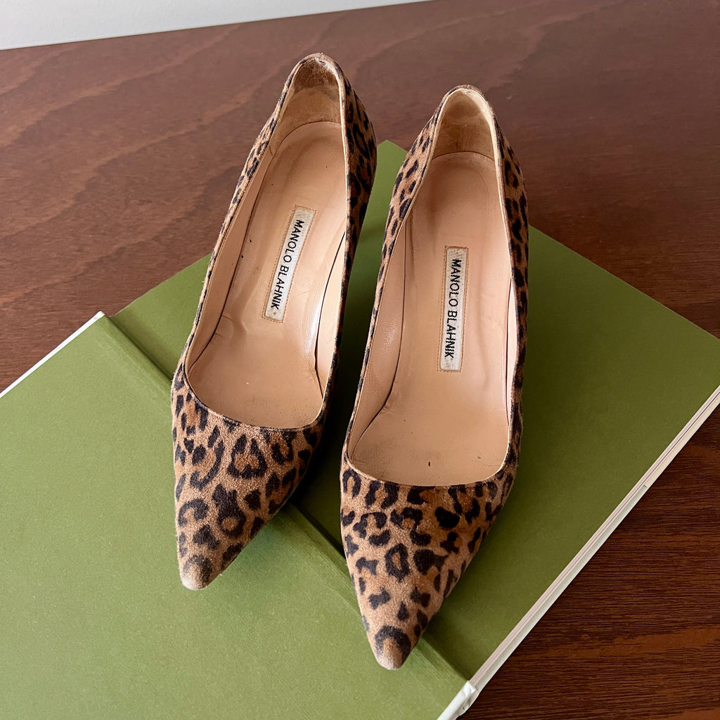 Manolo Blahnik Leopard Print Pumps 37