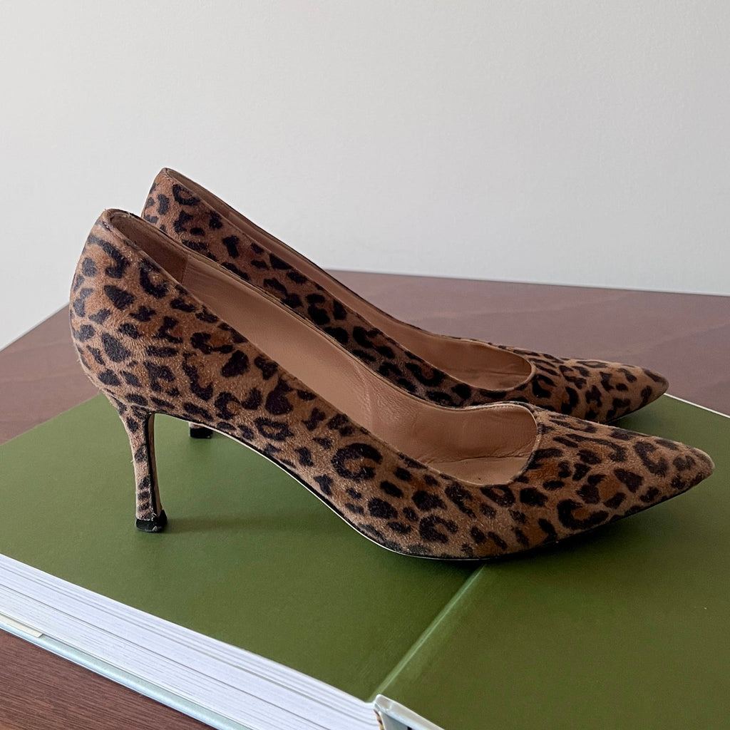 Manolo Blahnik Leopard Print Pumps 37